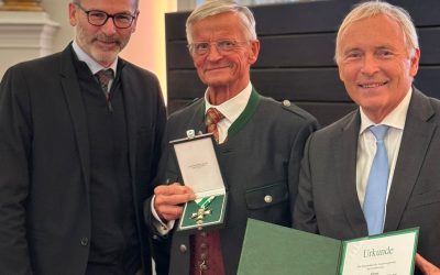 Goldenes Ehrenzeichen des Landes Steiermark für Rudolf Schwarz